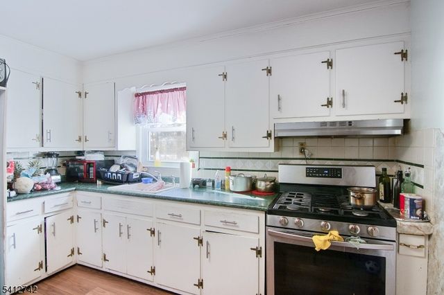 95 Raymond Ave, Plainfield City, NJ 07062