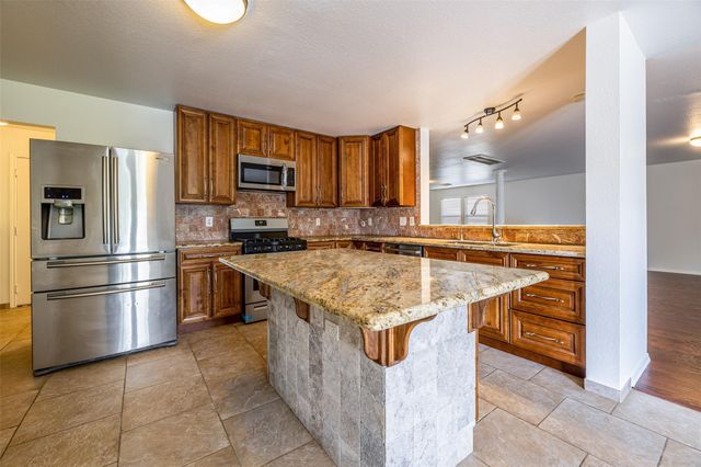 19827 Rustic Lake Ln Lane, Cypress, TX 77433