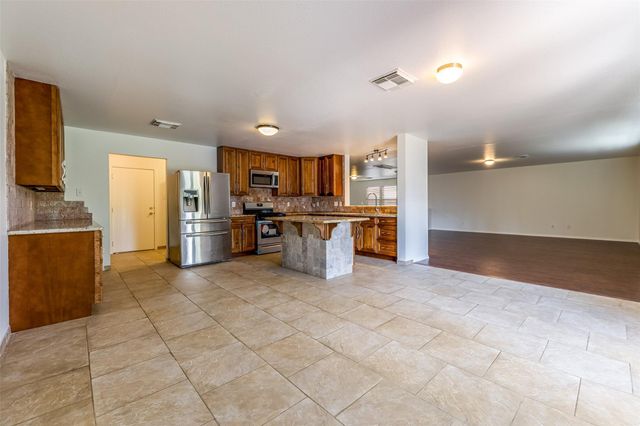 19827 Rustic Lake Ln Lane, Cypress, TX 77433