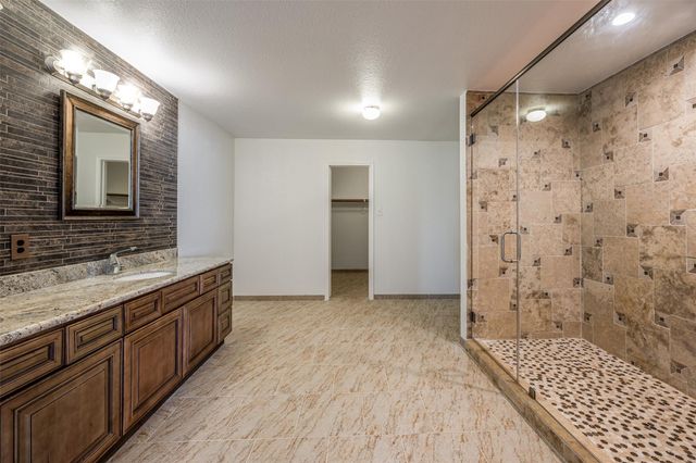 19827 Rustic Lake Ln Lane, Cypress, TX 77433