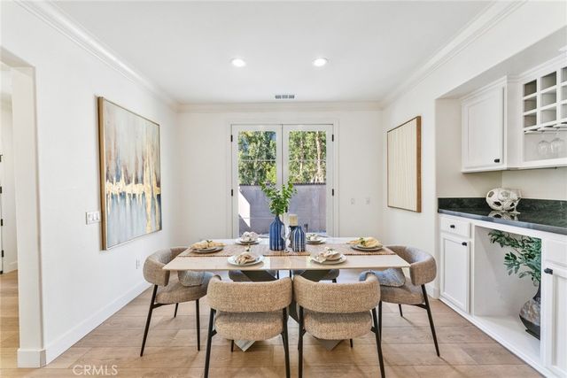 100 Alhambra, Irvine, CA 92620