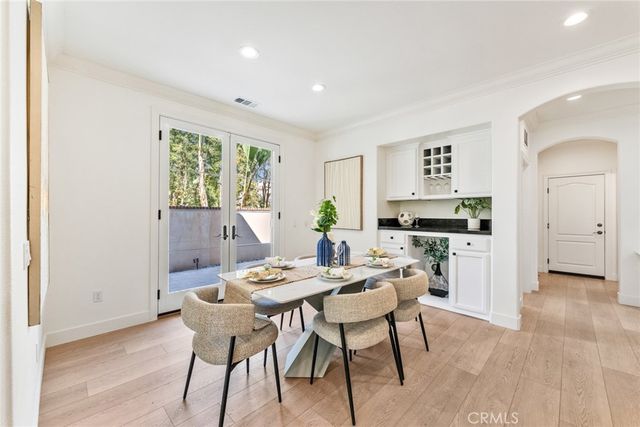 100 Alhambra, Irvine, CA 92620
