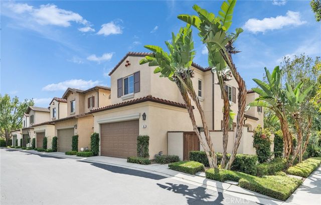 100 Alhambra, Irvine, CA 92620