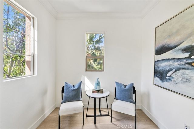 100 Alhambra, Irvine, CA 92620