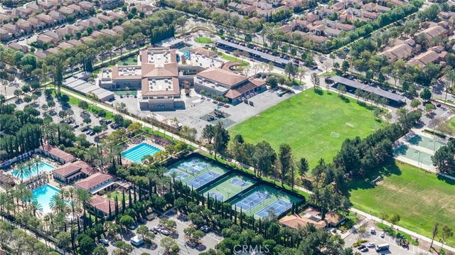 100 Alhambra, Irvine, CA 92620