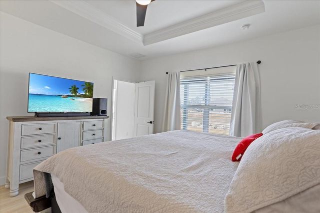 1054 SW 67TH STREET, Gainesville, FL 32607