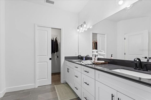 1054 SW 67TH STREET, Gainesville, FL 32607