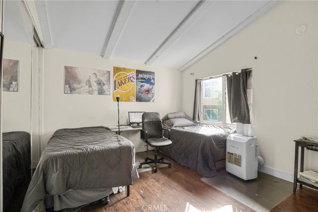 7300 Lennox J5, Van Nuys, CA 91405