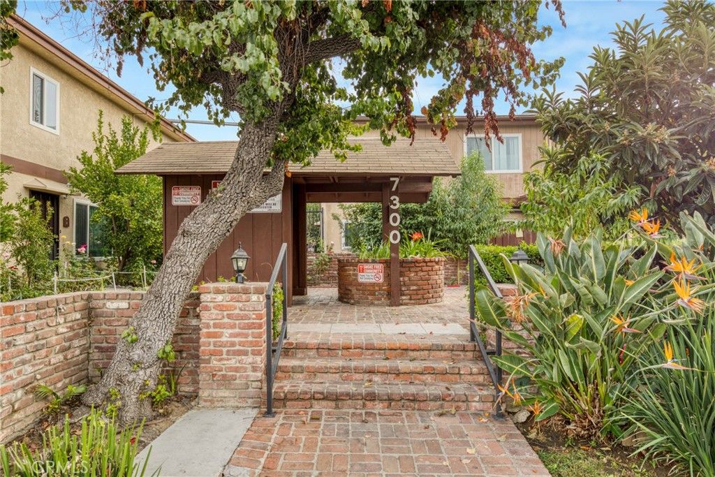 7300 Lennox J5, Van Nuys, CA 91405