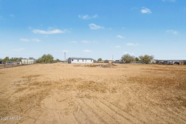 32890 N KAREN Lane, San Tan Valley, AZ 85143