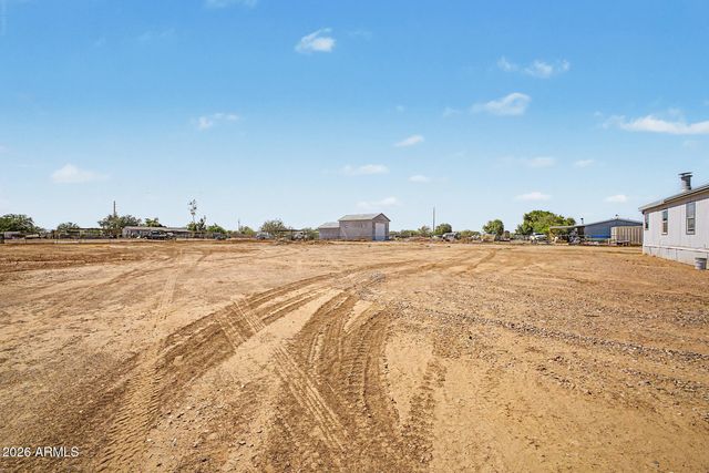 32890 N KAREN Lane, San Tan Valley, AZ 85143