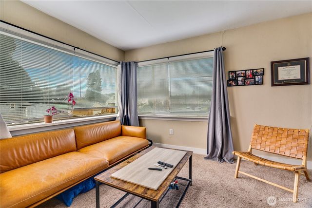 1522 S M Street, Tacoma, WA 98405