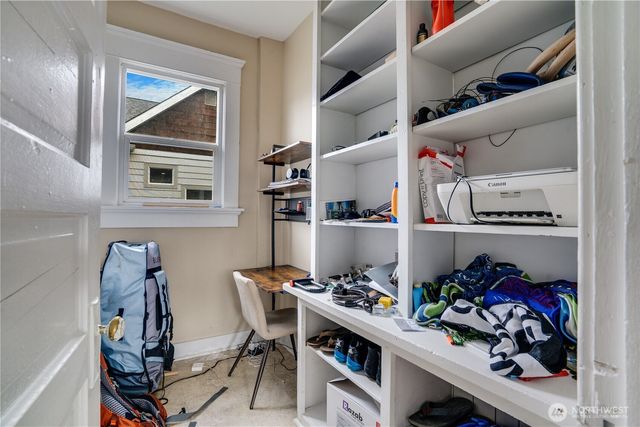 1522 S M Street, Tacoma, WA 98405