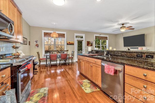 12 Hoolet Court, Candler, NC 28715