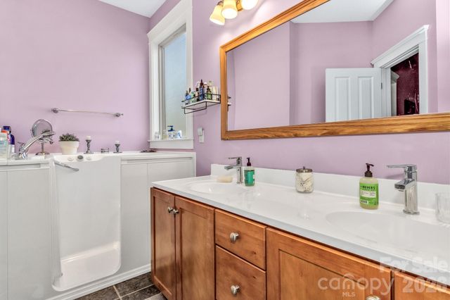 12 Hoolet Court, Candler, NC 28715