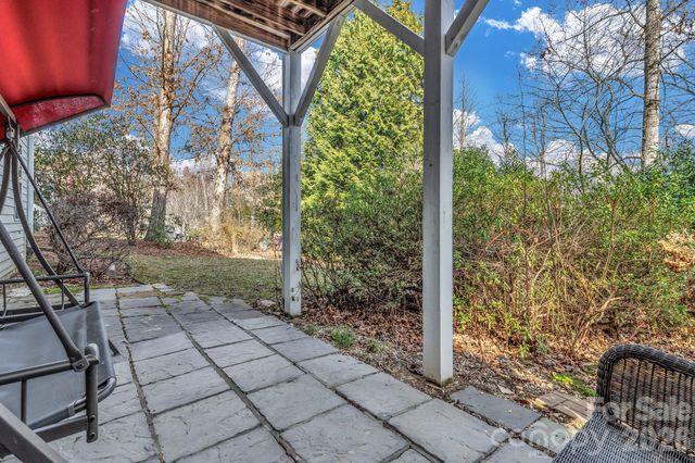 12 Hoolet Court, Candler, NC 28715