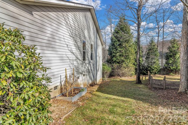 12 Hoolet Court, Candler, NC 28715