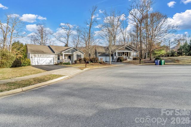 12 Hoolet Court, Candler, NC 28715