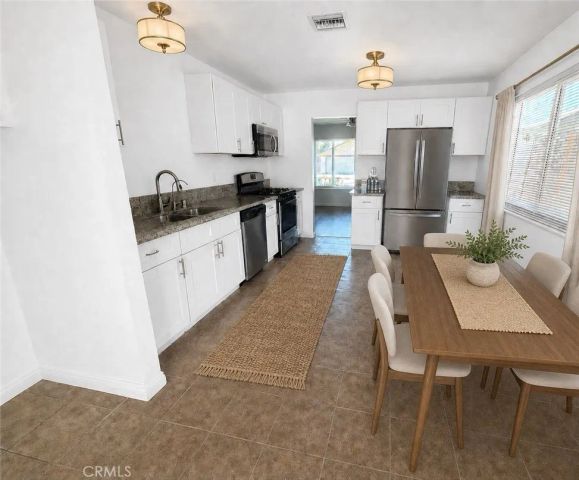 6272 Candlelight, Riverside, CA 92509
