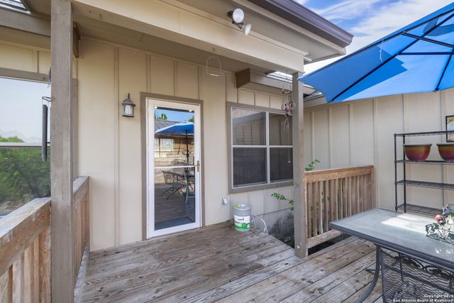 107 Garrett Way, Canyon Lake, TX 78133