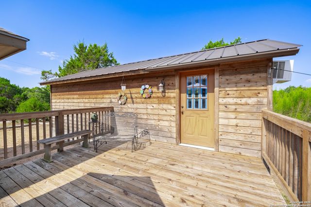 107 Garrett Way, Canyon Lake, TX 78133