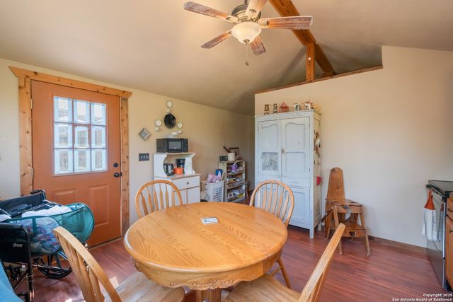 107 Garrett Way, Canyon Lake, TX 78133