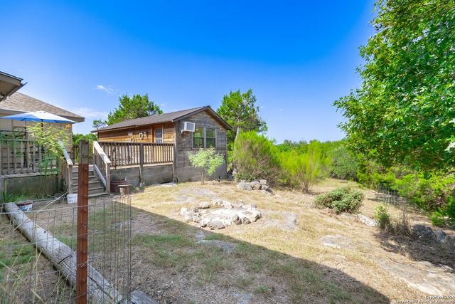 107 Garrett Way, Canyon Lake, TX 78133