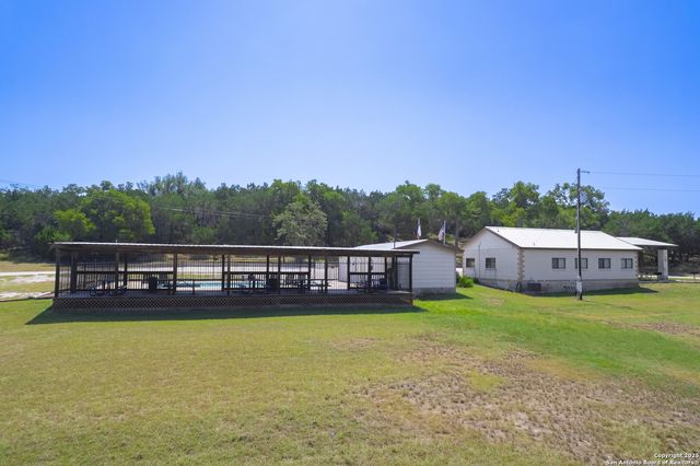 107 Garrett Way, Canyon Lake, TX 78133
