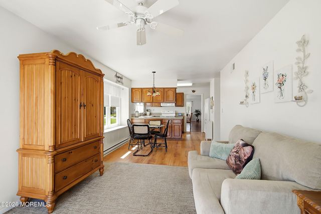 7 Turnbridge Row, Manchester, NJ 08759