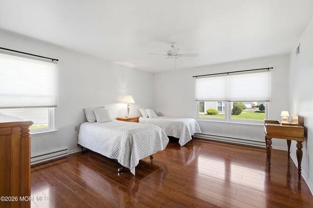 7 Turnbridge Row, Manchester, NJ 08759