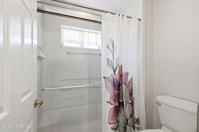 7 Turnbridge Row, Manchester, NJ 08759