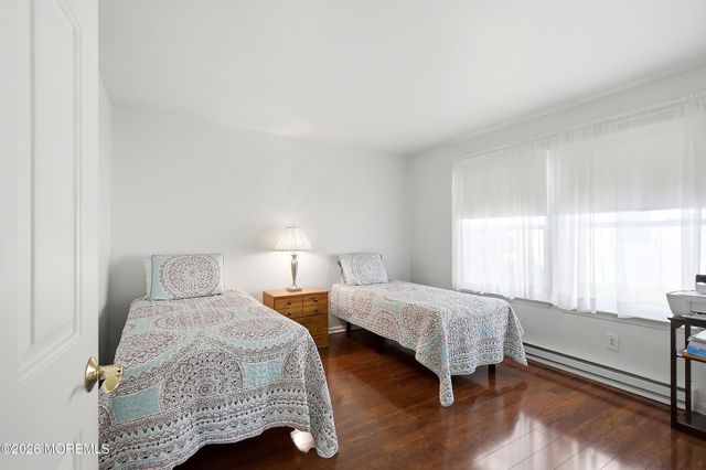 7 Turnbridge Row, Manchester, NJ 08759