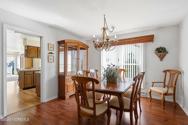 7 Turnbridge Row, Manchester, NJ 08759
