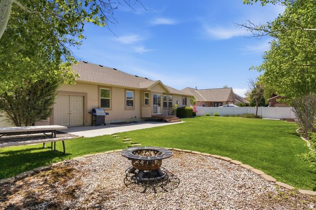 2252 W 1125 S, Syracuse, UT 84075