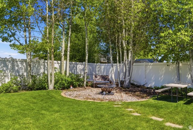 2252 W 1125 S, Syracuse, UT 84075