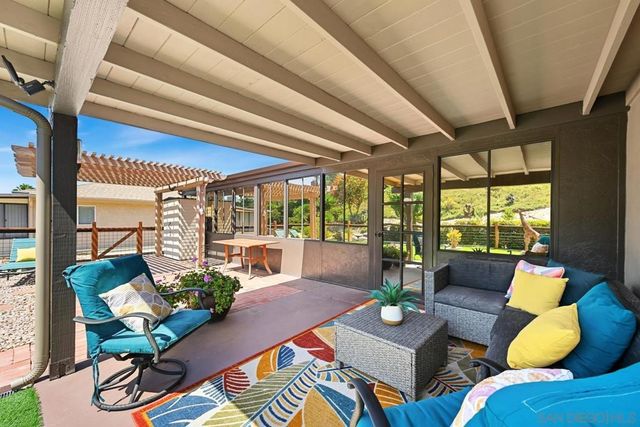 12061 Callado Rd, San Diego, CA 92128