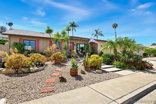 12061 Callado Rd, San Diego, CA 92128