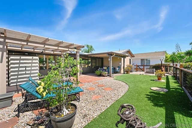 12061 Callado Rd, San Diego, CA 92128