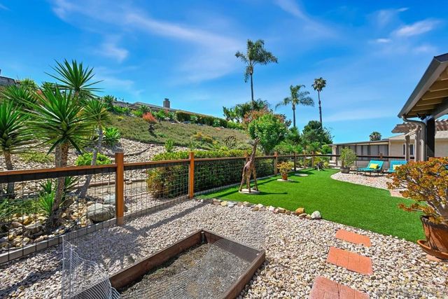 12061 Callado Rd, San Diego, CA 92128