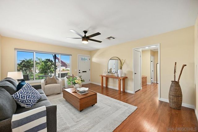 12061 Callado Rd, San Diego, CA 92128