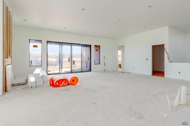 14156 SADDLE HILL DR, Rapid City, SD 57702