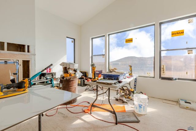 14156 SADDLE HILL DR, Rapid City, SD 57702