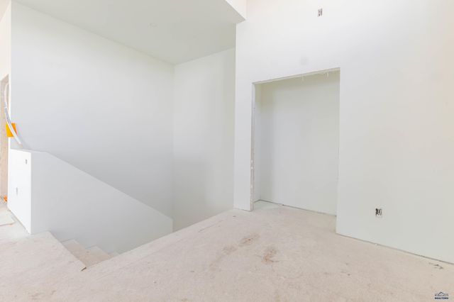 14156 SADDLE HILL DR, Rapid City, SD 57702