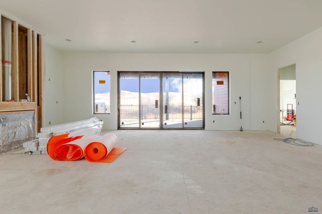 14156 SADDLE HILL DR, Rapid City, SD 57702