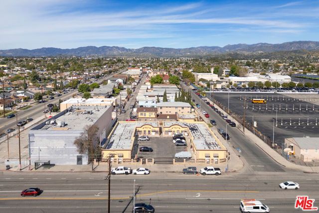 11329 Sherman Way, Sun Valley (los Angeles), CA 91352