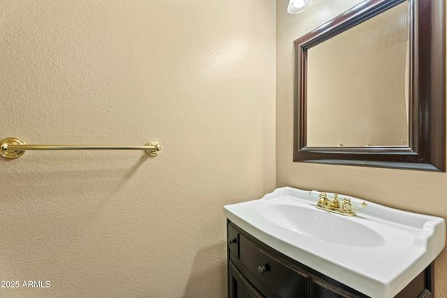 4332 W MONTE CRISTO Avenue W, Glendale, AZ 85306