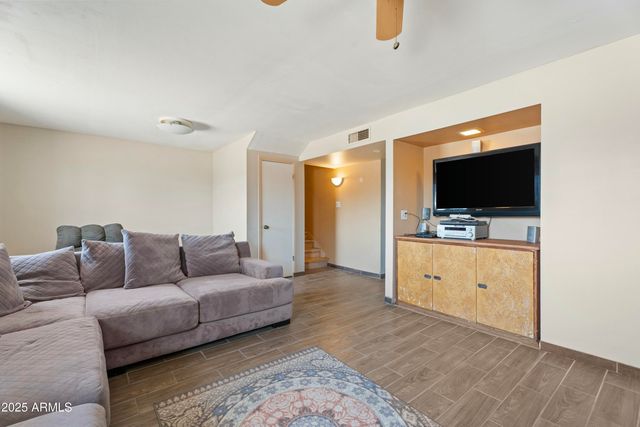 4332 W MONTE CRISTO Avenue W, Glendale, AZ 85306