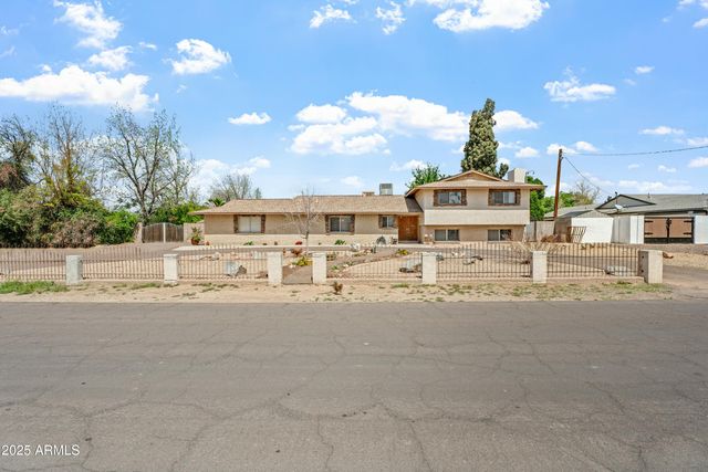 4332 W MONTE CRISTO Avenue W, Glendale, AZ 85306