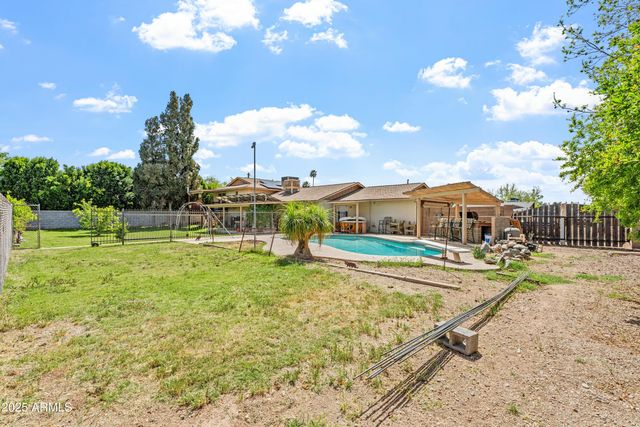 4332 W MONTE CRISTO Avenue W, Glendale, AZ 85306