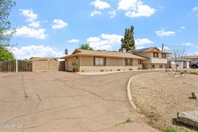 4332 W MONTE CRISTO Avenue W, Glendale, AZ 85306